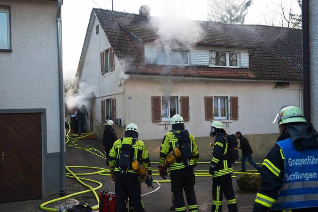 Ein Kaminbrand in Feldberg drohte sich ber die Zwischendecke auszubreiten.  | Foto: Volker Mnch