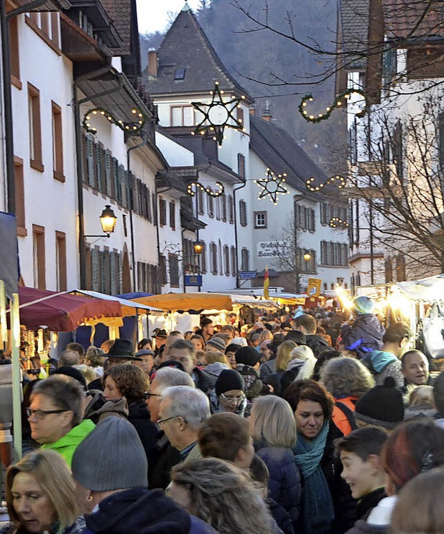 Menschliche Wrme: &#8222;Kuschelig&#8...Druggete  beim Kalten Markt einsetze.   | Foto: D. Sattelberger/H. Jacob