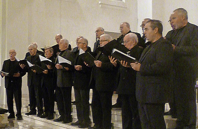 Der Mnnerchor Atzenbach beim Adventskonzert  | Foto: Rasenberger