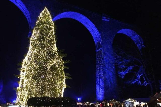 Ein Bummel ber den Weihnachtsmarkt in der Ravennaschlucht