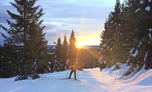 Mit der Sonne im Rcken durch Winter-T...rainingslager im norwegischen Susjoen.  | Foto: Markus Sommerhalter