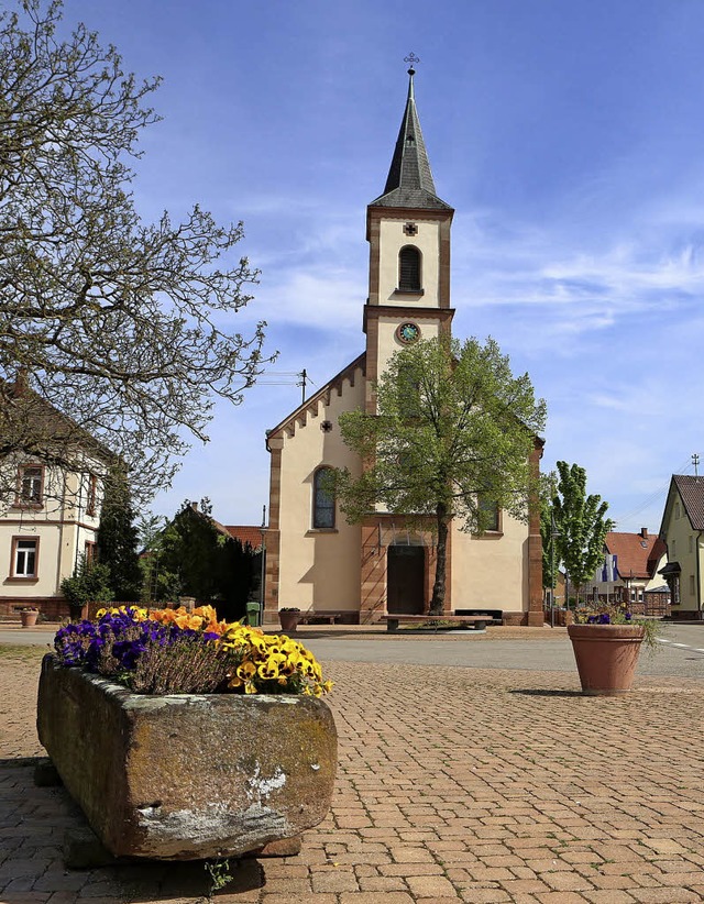 Die Kirche und der Platz in  Schutterzell    | Foto: C. Breithaupt
