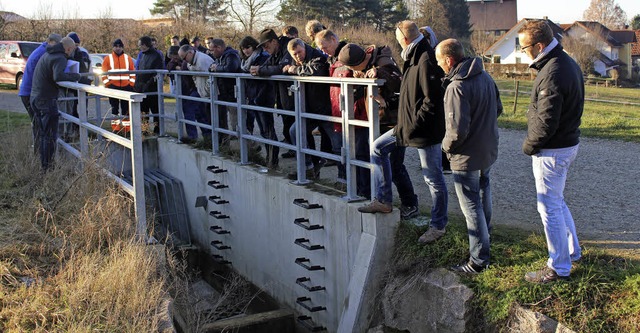 Im Rahmen  des  Gewssernachbarschafts...men  in Laufen/St. Ilgen  besichtigt.   | Foto: Ingeborg Grziwa