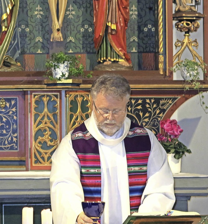 Pfarrer Michael Hipp zelebrierte den Gottesdienst.  | Foto: Erhard Morath