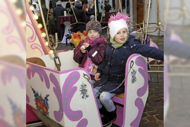 Beim Weihnachtsmarkt hatten die Kleinen genau soviel Freude wie die Großen