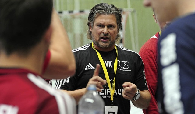 <BZ-FotoAnlauf>Handball-Landesliga Sd...Mannschaft nach dem Spiel wieder auf.   | Foto:  Pressebro Schaller