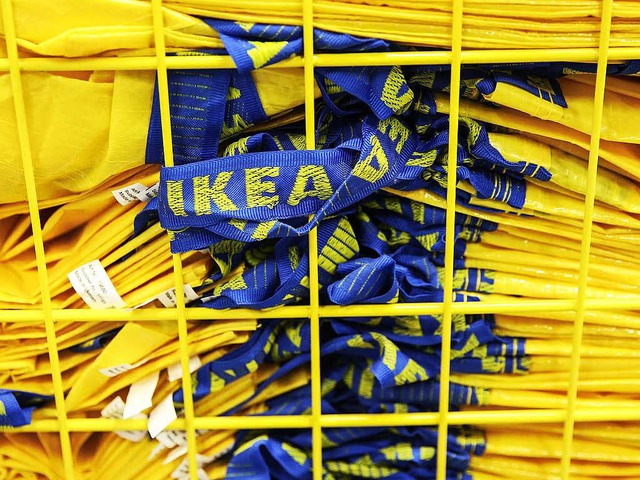 Helfen Mbel gegen Beziehungsprobleme?...bauer Ikea hat 100 Produkte umgetauft.  | Foto: dpa