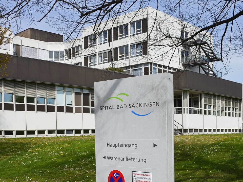 Steht das Spital Bad Säckingen vor dem Ende? Drei ehemalige Ärzte befürchten es.  | Foto: Felix Held