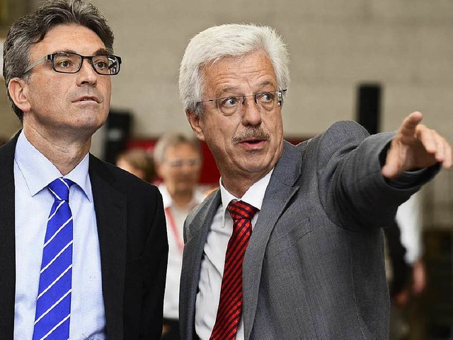 Sie geben die finanzpolitische Richtun...inks) und sein Finanzchef Otto Neideck  | Foto: Schneider