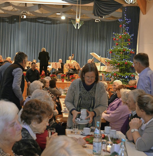 Die Seniorenweihnachtsfeier der Gemein...ar in diesem Jahr wieder gut besucht.   | Foto: Silke Hartenstein