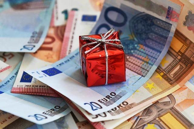 BZ-Umfrage: Was macht ihr mit dem Weihnachtsgeld?