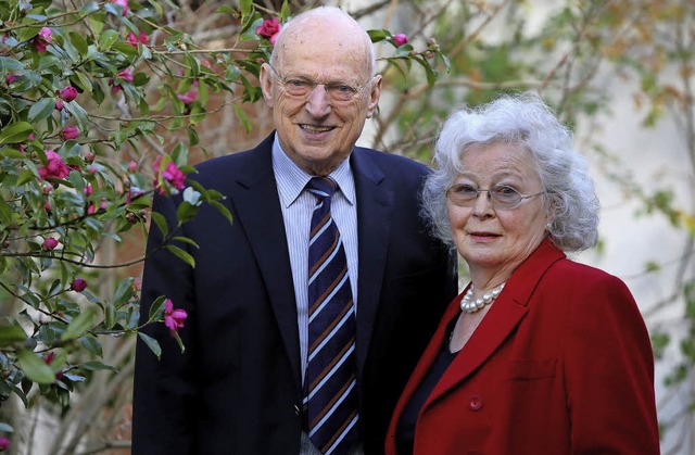 Otto und Brunhilde Trillinger in ihrem schnen Garten   | Foto: Ch. Breithaupt