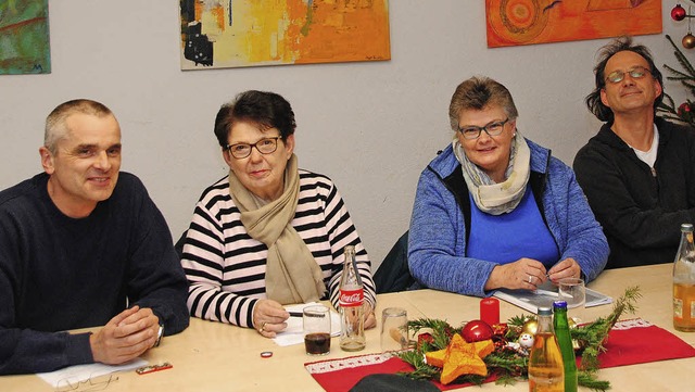 Stefan Heinz,  Leiter der AGJ Wohnsitz...Wrmestube (von links), zogen Bilanz.   | Foto: SEDLAK