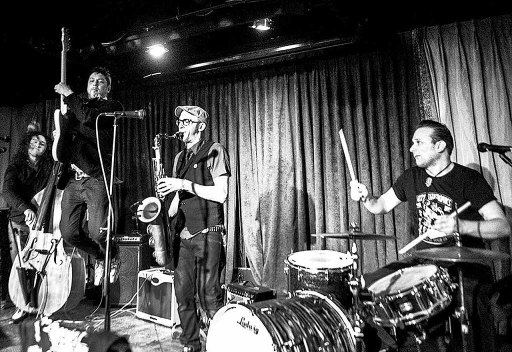 Izzy &amp; The Catastrophics aus den U...am Freitag mit Rockabilly im Räng auf.  | Foto: Tamara Grayson
