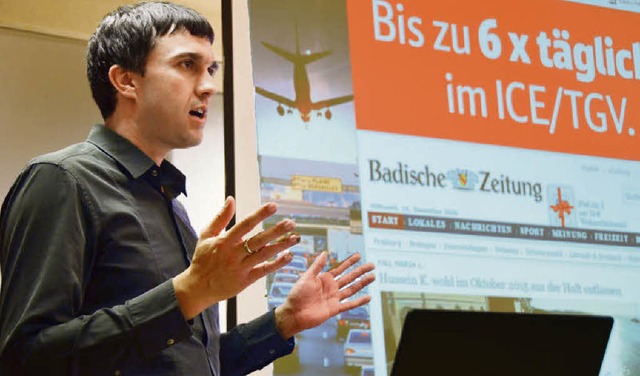 BZ-Onlinechef Markus Hofmann hielt ein... den digitalen Medienwandel in der VHS  | Foto: Verena Pichler 