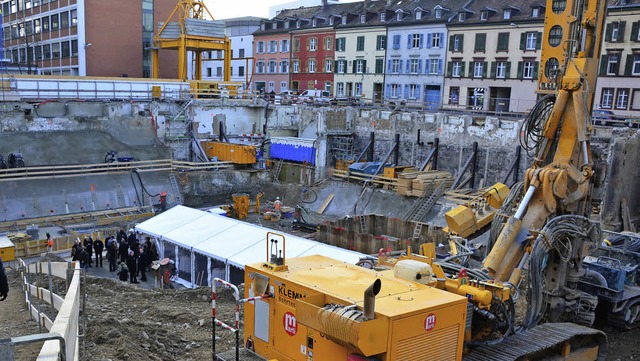 Baugrube zum neuen  Zentrum fr Zahnme...l UZB im Kleinbasler Rosentalquartier   | Foto: Annette Mahro