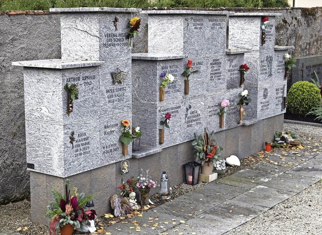 Der Schnauer Friedhof erhlt  eine fnfte Urnenwand.   | Foto: Ulrike Jger