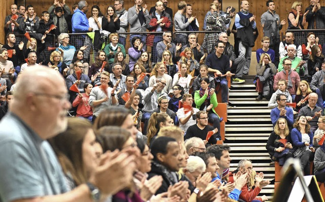 Rekordkulisse in dieser Saison in Offenburg.  | Foto: Sebastian Khli