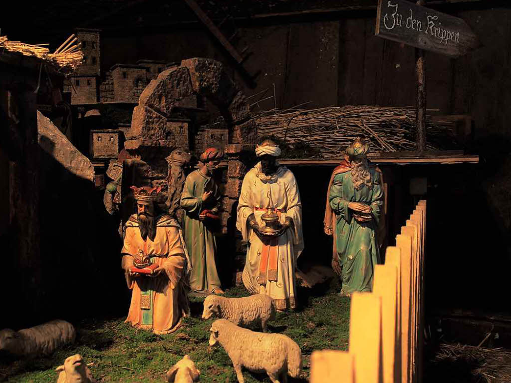 Die Krippenausstellung in Buchenbach zeigt auf, wie die Christen die Heilige Nacht ins Bild gesetzt haben.