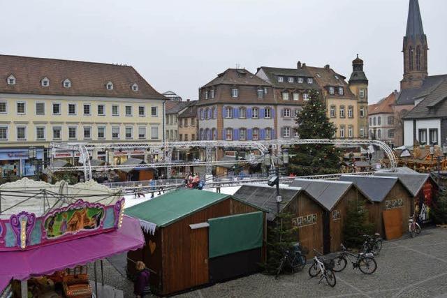 Auf dem Emmendinger Weihnachtsmarkt reagiert man gelassen auf den Anschlag von Berlin