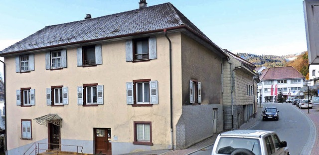 Das Haus Schnauer Strae 30, einst al...r im Gesprch,  soll verkauft werden.   | Foto: Sattelberger