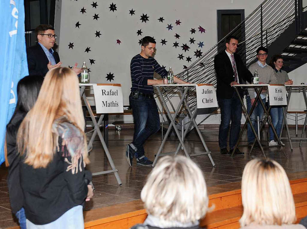 Bei der Brgermeisterwahl in Friesenheim stellten sich die Kandidaten im Rahmen einer BZ-Veranstaltung im Bildungszentrum den Fragen der Jugend.
