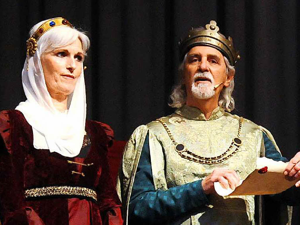 Das Kaiserpaar mit Kaiser Heinrich dem Zweiten (Helmut Britsch) und Kaiserin Kunigunde (Marie-Luise Wiechers) symbolisiert zur 1000-Jahr-Feier von Friesenheim und Heiligenzell die Feierlichkeiten.