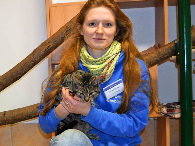 Miriam Zenger ist Leiterin der Tierher...lungsstop ber Weihnachten eingefhrt.  | Foto: Karin Reimold