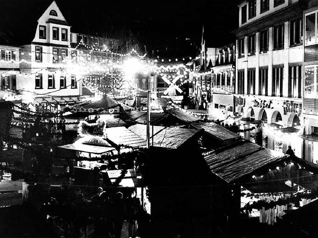 Weihnachtsmarkt Schlossplatz Dez 96