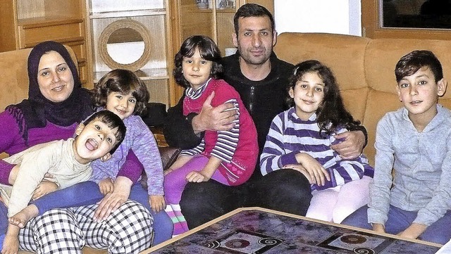 Die syrische Familie Alhamad freut sic...n Marlene Kech immer willkommen sind.   | Foto: Gertrud Rittner