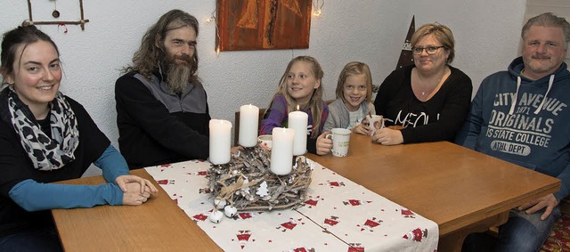 Steffen und Dirk Herr haben einen Plat...a und Stefanie Kempf und Steffen Herr.  | Foto: Olaf MIchel