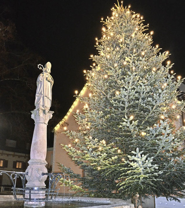St. Nikolaus wacht auch an Weihnachten ber Elzach.   | Foto: Bernd Fackler