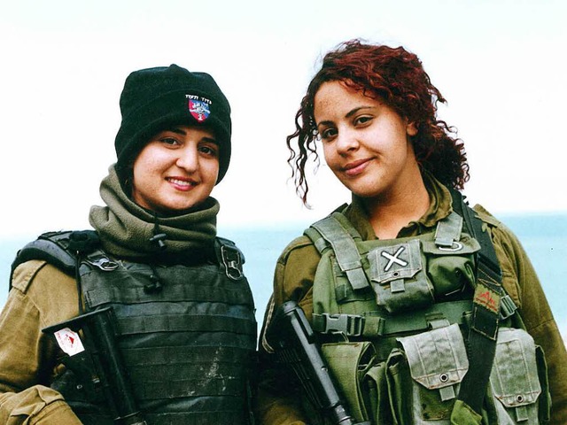 Eva und Roni: Soldatinnen am Toten Meer  | Foto: -