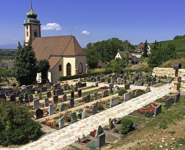 Friedhof Bad bellingen - die Bestattun...hren in der Gemeinde werden angehoben.  | Foto: Jutta Schtz