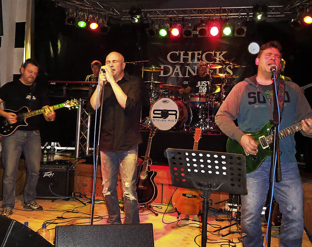 Heiße Musik und kaltes Wasser - Lahr - Badische Zeitung