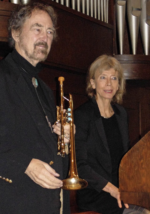 Edward H. und Irmtraud Tarr spielen Trompete und Orgel.   | Foto: Gottstein