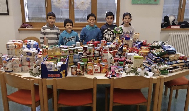 100 Kilogramm  Lebensmittel fr die Waldkircher Tafel   | Foto: Tafelladen