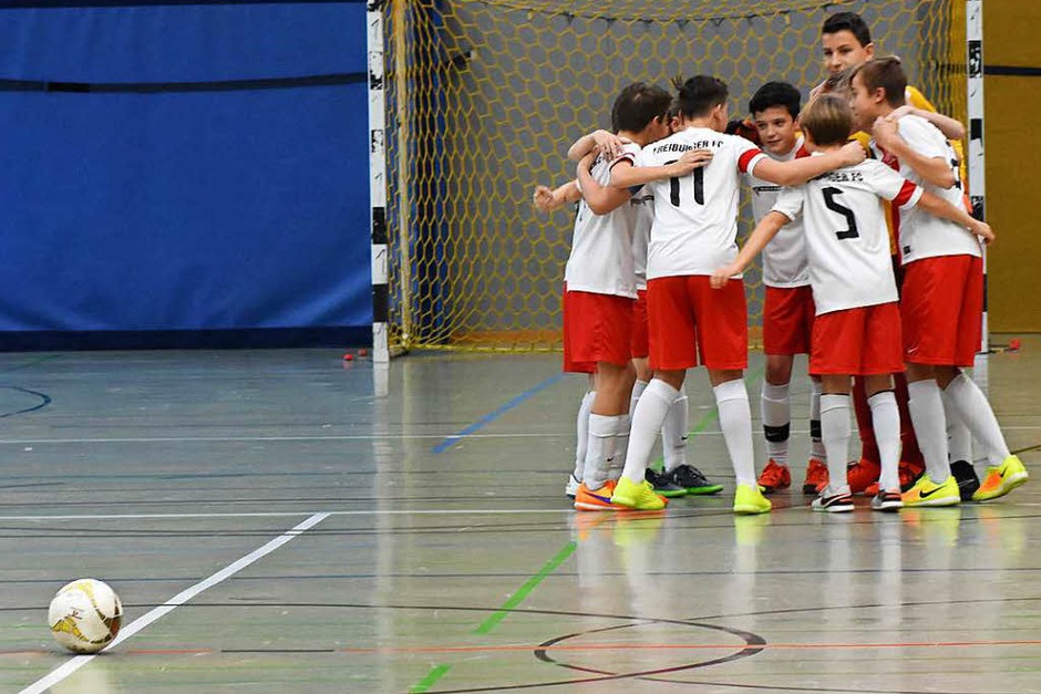 Eindrücke aus dem Lahrer Hallensportzentrum vom Auftakttag. (Foto: Sebastian Köhli) Eindrücke aus dem Lahrer Hallensportzentrum vom Auftakttag. (Foto: Sebastian Köhli)