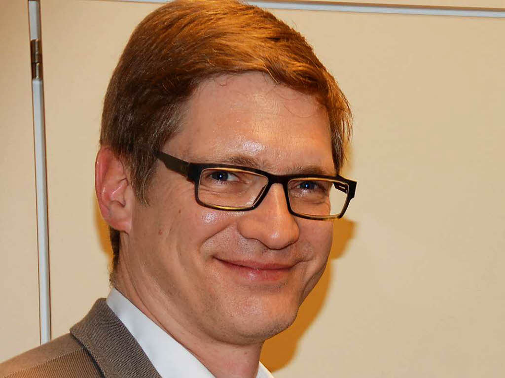 Der 47-jhrige Christoph  Greiner  ist neuer Vorsitzender des Gundelfinger Rotkreuz-Ortsverbandes. Er folgt  auf Ernst Gpfer, der das Amt aus gesundheitlichen Grnden nach 17 Jahren niedergelegt hatte.
