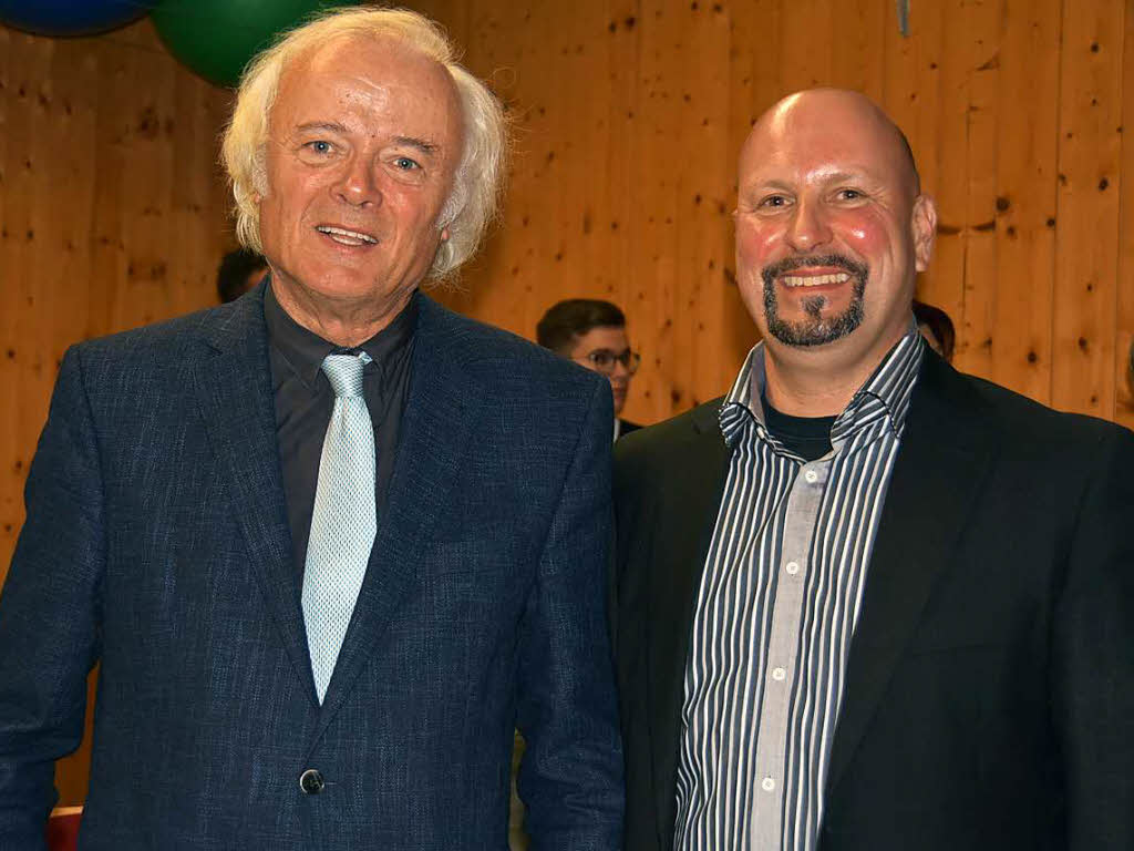Bruno Zimmermann (links) war 30 Jahre lang Vorsitzender des Turnvereins in Gundelfingen. Peter Bauer wurde in der Jahreshauptversammlung zum neuen Vereinschef gewhlt.