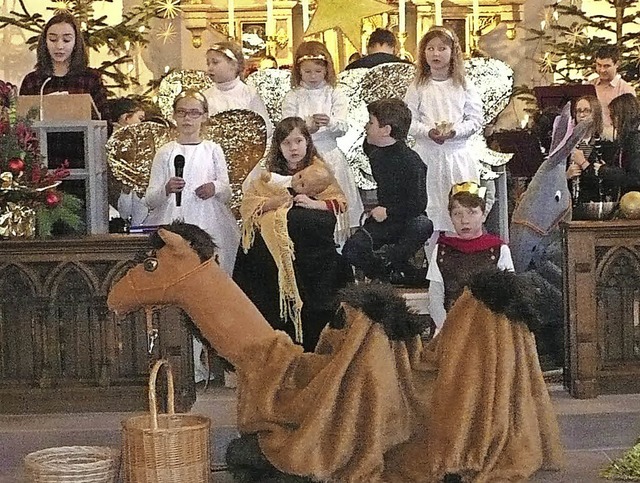 Auch ein Kamel durfte beim Weihnachtss...in der S. Gallus Kirche nicht fehlen.   | Foto: Gertrud Rittner
