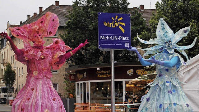 Das Ziel von Rudolf Kothmeier (rechts)...der MehrLiN-Platz eingeweiht (links).   | Foto: rob/Jigal Fichtner