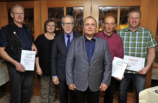 Firmenchef Michael Schwr (Mitte) und ...ger und Christian Zimber (von links).   | Foto: Horst Dauenhauer