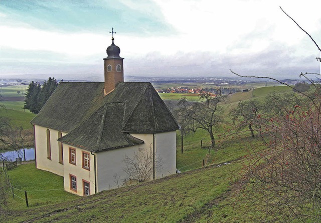 Von auen macht die Gnadentalkapelle e...den. Nun wird das Dach 2018 saniert.    | Foto: Gnter Vollmer