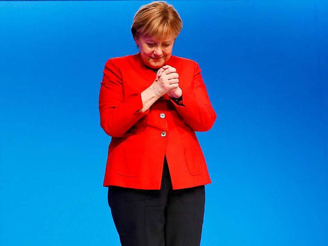 Vom &#8222;Sie kennen mich&#8220; zum ...helfen&#8220;: Kanzlerin Angela Merkel  | Foto: dpa