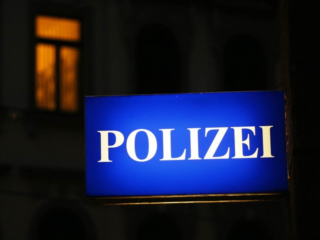Die Polizei musste einen Club in der Steinentorstrae evakuieren. (Symbolbild).  | Foto: dpa