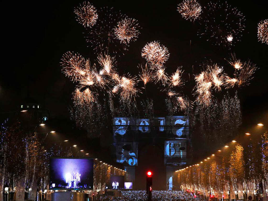 Silvesterfeuerwerk in Paris
