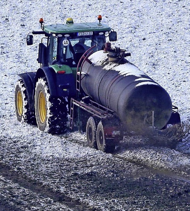 Wo intensive Landwirtschaft betrieben wird, ist die Nitratbelastung am grten.   | Foto: DPA