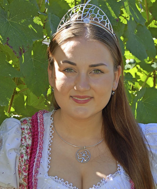 Bianka Herbstritt ist neue Weinprinzessin.  | Foto: Christian Ringwald