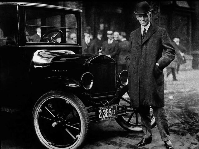 Kam komplett aus den USA: das Ford-T-M...em Grnder des Unternehmens Henry Ford  | Foto: DPA